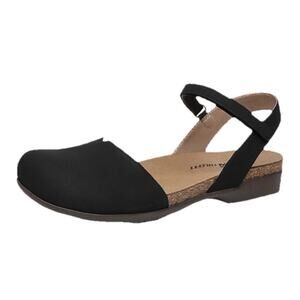 Athlefit Sandals Womens 8 Black Leather Ankle Strap Closed Toe Comfort NWT